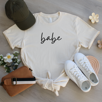 Simplistic Babe T-Shirt